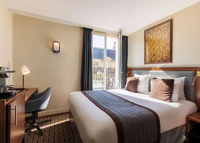 Mayflower Hotell 4*